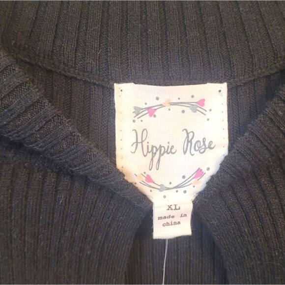 Hippie Rose Classic Black Ribbed Keyhole Neckline Sweater Size XL NWT - Picture 3 of 6